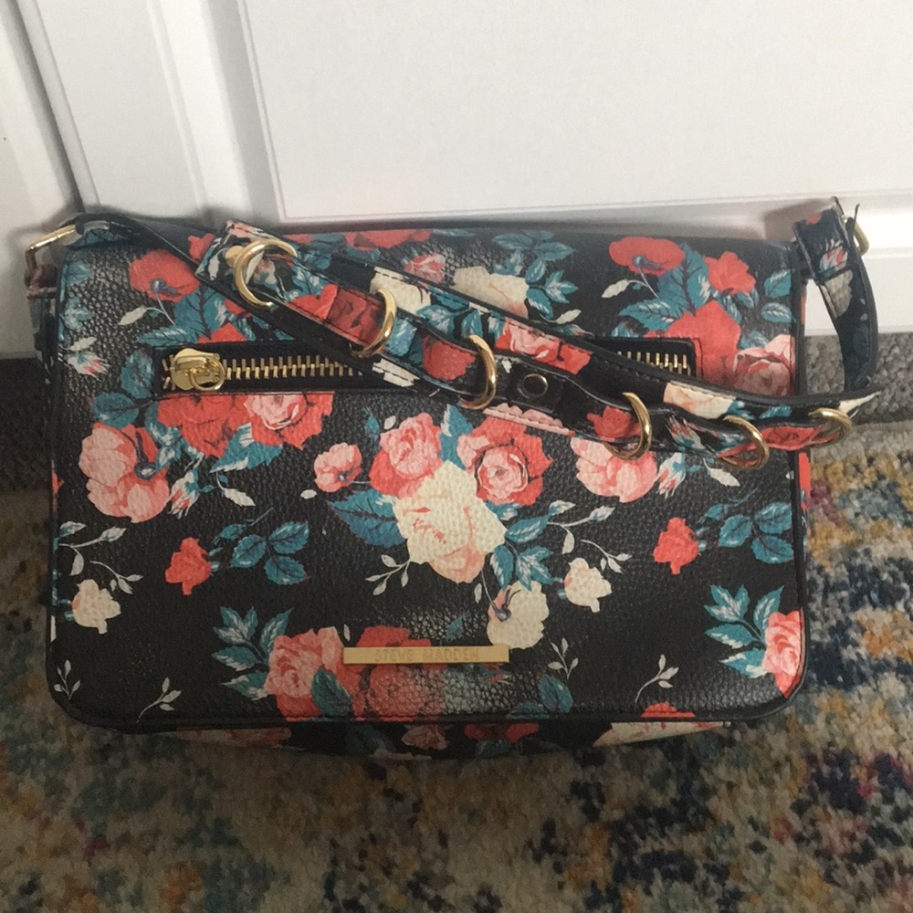 Steve Madden Vintage Rose Leather Purse